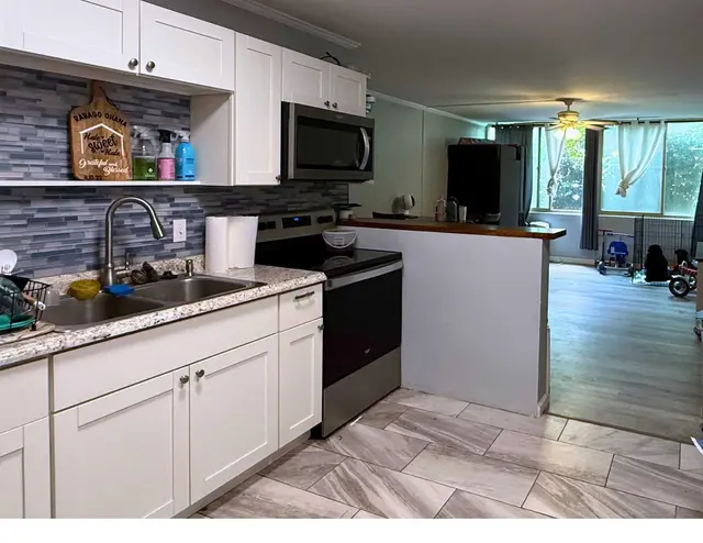 Listing Image for 111 Kahului Beach Rd B201 2 of 5