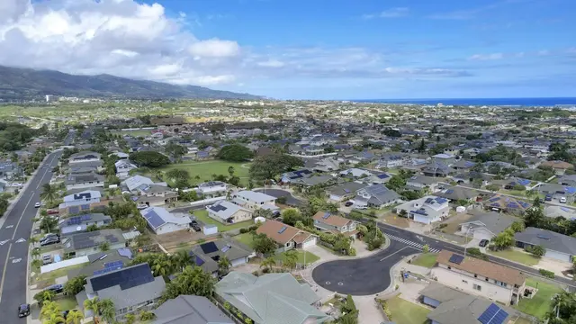 Listing Image for 10 Kuuohana Way 4 of 50