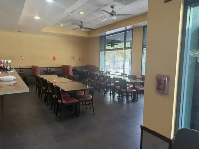 Kele Center #101 - 430 Kele St #101, Kahului, 409582 - 4/9