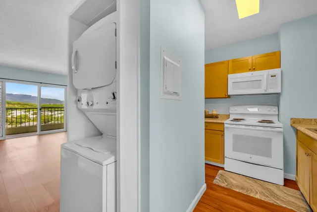Listing Image for 1063 Lower Main St 616 15 of 35