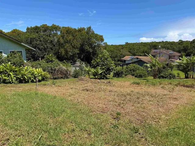 Listing Image for 2129 Akeu Way 2 of 22