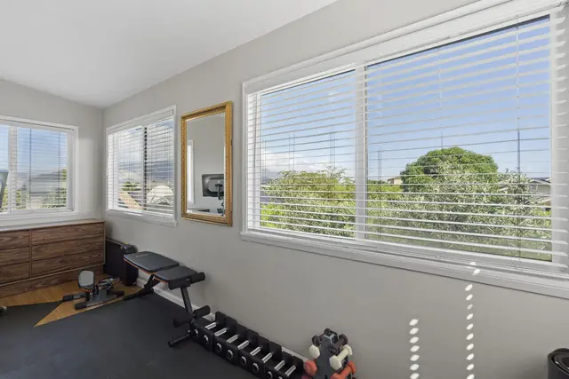 Listing Image for 495 Kaiwahine St 12 of 37