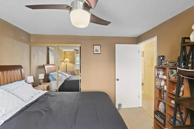 Listing Image for 232 Kaiwahine St 13 of 33