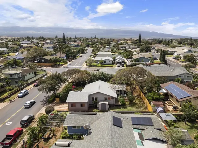 Listing Image for 232 Kaiwahine St 30 of 33
