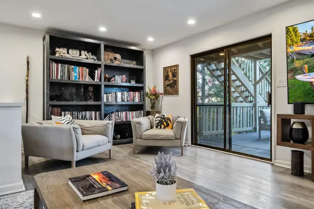 Listing Image for 220 Kaiola St 9 of 49