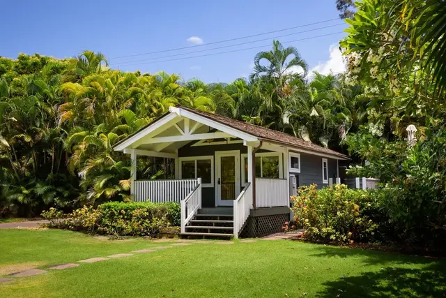 Listing Image for 210 Hauoli St 35 of 41