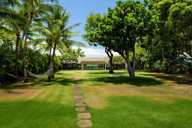 Listing Image for 210 Hauoli St 4 of 41