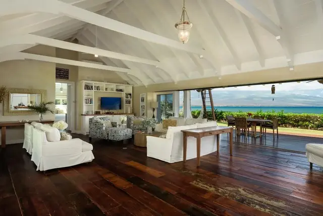 Listing Image for 210 Hauoli St 7 of 41