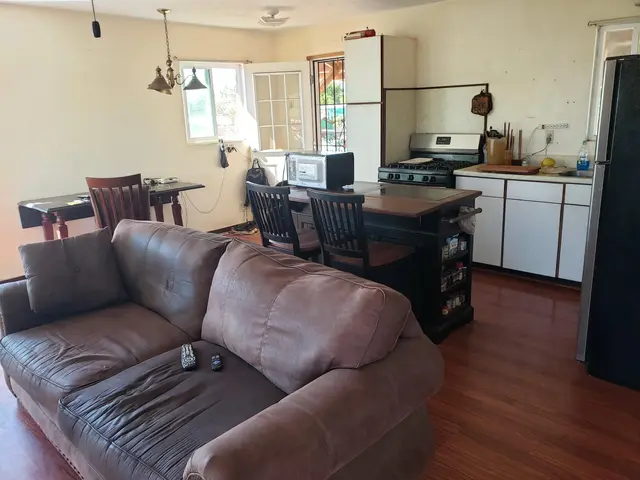 Listing Image for 363 Kalohi St 7 of 15