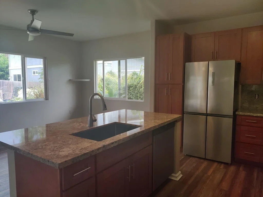 2042 Kahekili Hwy A, Wailuku