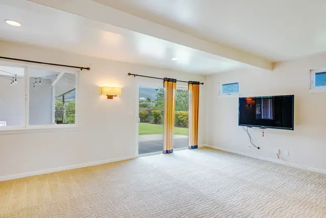 Listing Image for 190 Puumakani St 10 of 38