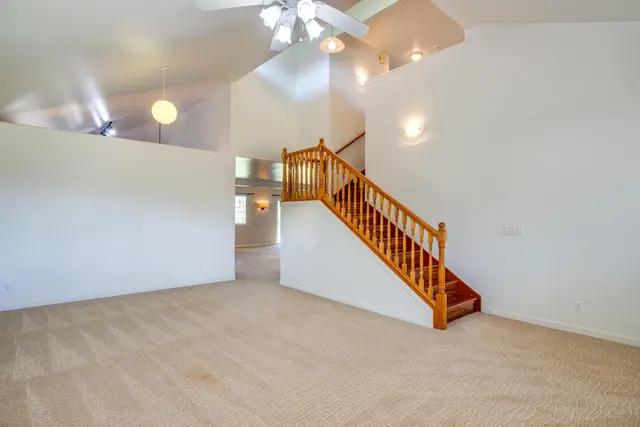Listing Image for 190 Puumakani St 19 of 38