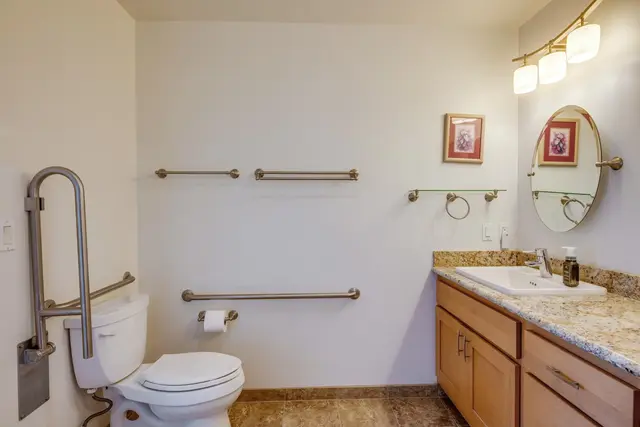 Listing Image for 190 Puumakani St 25 of 38