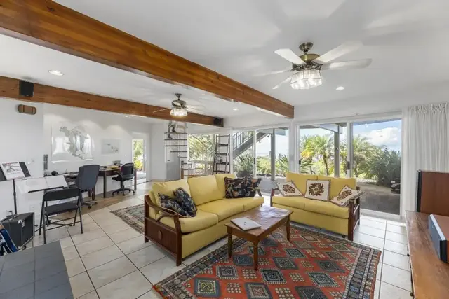 Listing Image for 25 Kau St 28 of 50