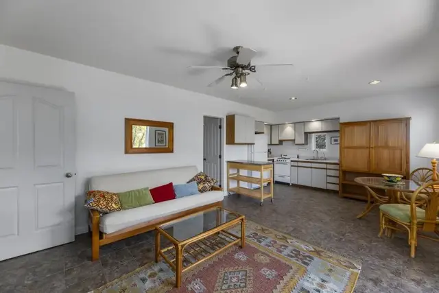 Listing Image for 25 Kau St 32 of 50