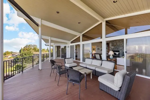 Listing Image for 25 Kau St 8 of 50