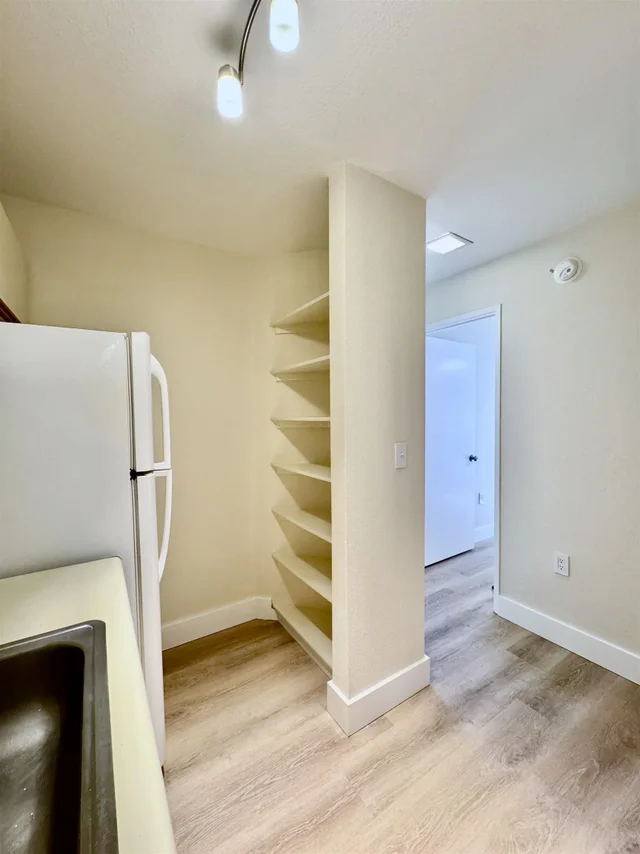 Listing Image for 160 Keonekai Rd 13-208 9 of 21