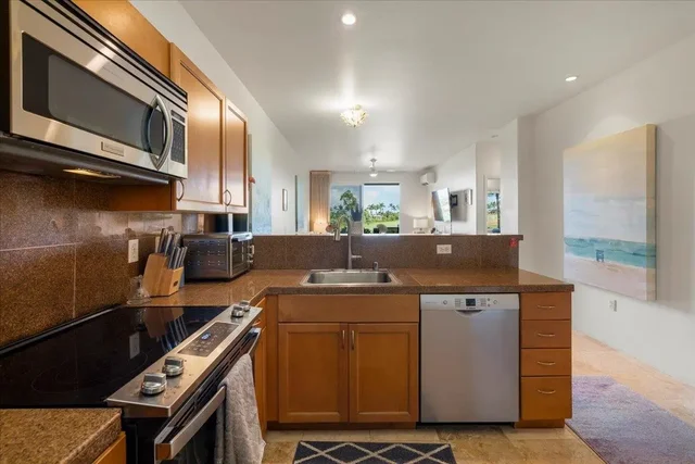 Listing Image for 3950 Kalai Waa St Y102 3 of 36