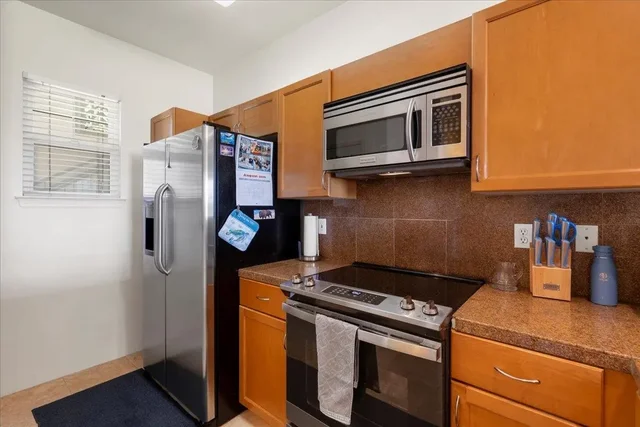 Listing Image for 3950 Kalai Waa St Y102 4 of 36