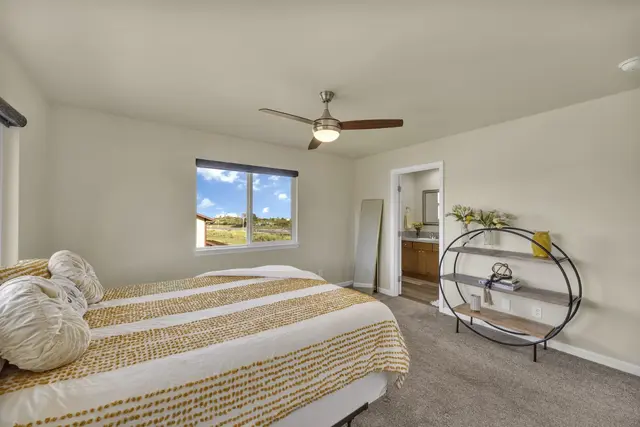 Listing Image for 159 Tam Yau Pl 7h 10 of 24