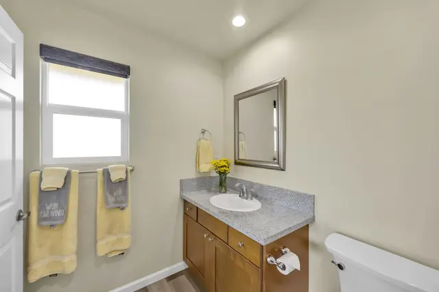 Listing Image for 159 Tam Yau Pl 7h 11 of 24