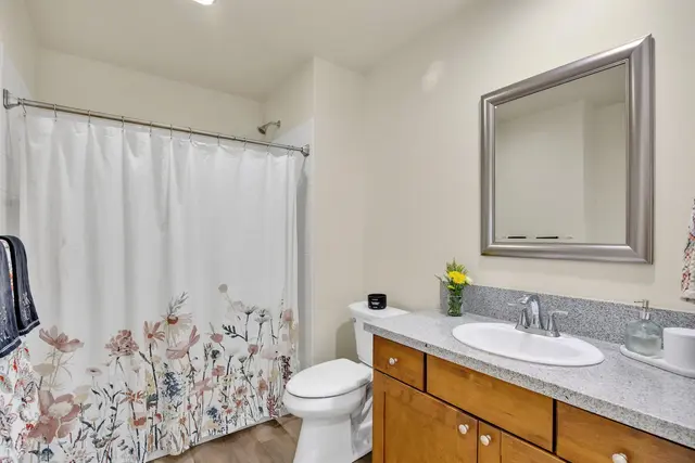 Listing Image for 159 Tam Yau Pl 7h 18 of 24