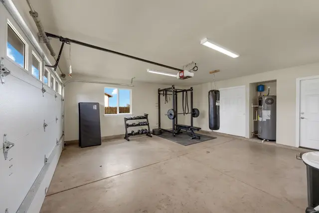 Listing Image for 159 Tam Yau Pl 7h 19 of 24