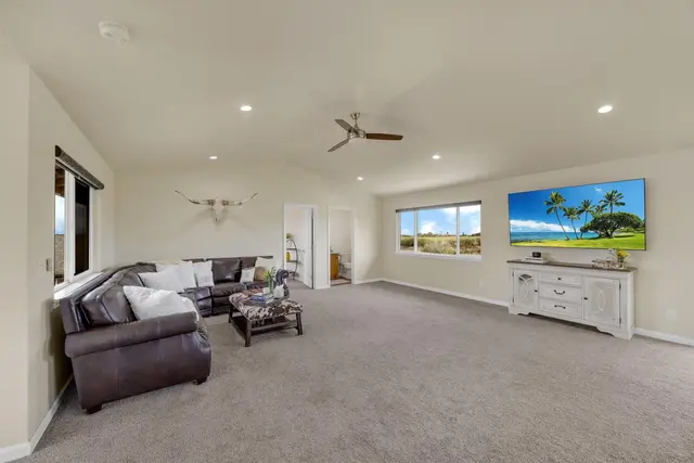 Listing Image for 159 Tam Yau Pl 7h 7 of 24