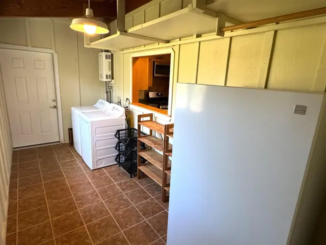 Listing Image for 1711 Kalae Hwy 30 of 34