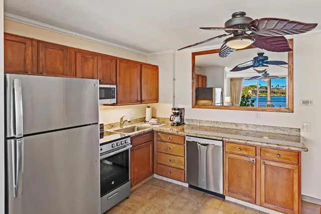 Listing Image for 5315 Lower Honoapiilani Rd A101 8 of 25