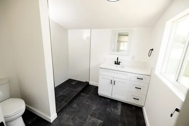 Listing Image for 3305 Laulima Ln Unit E 11 of 38