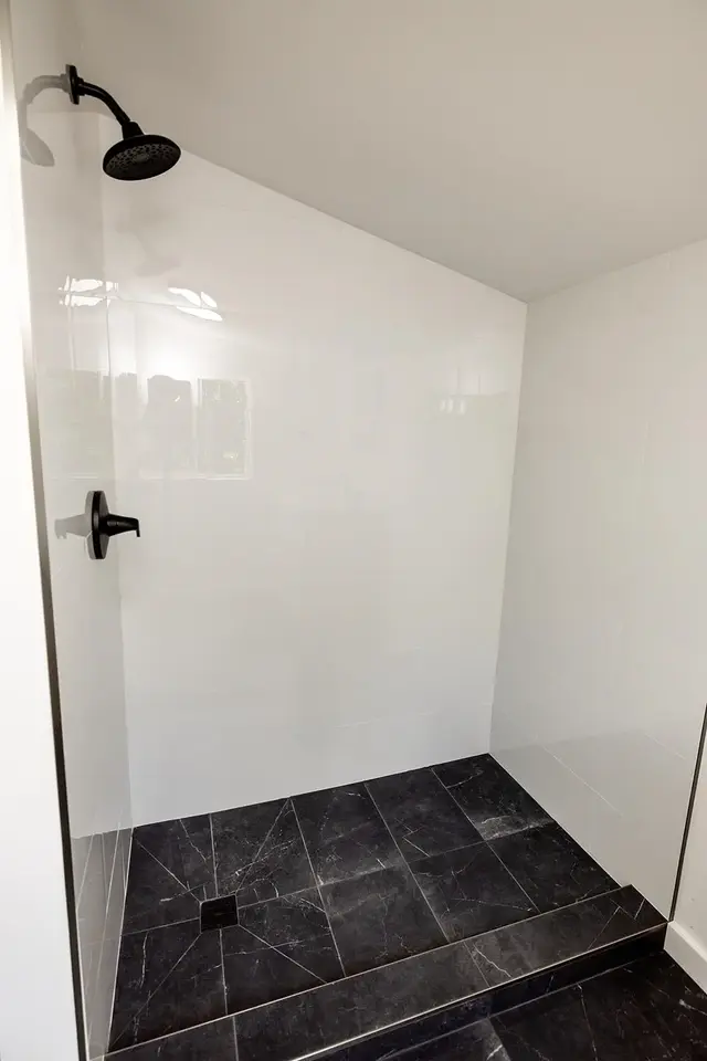 Listing Image for 3305 Laulima Ln Unit E 14 of 38