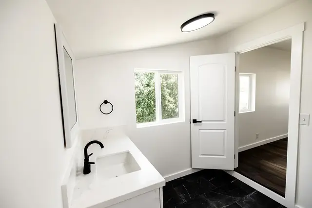 Listing Image for 3305 Laulima Ln Unit E 15 of 38