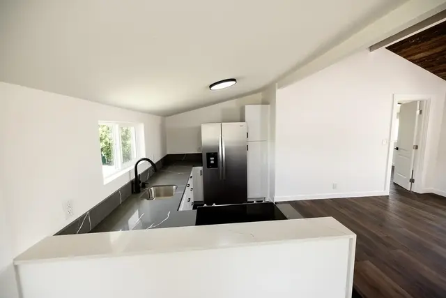Listing Image for 3305 Laulima Ln Unit E 7 of 38