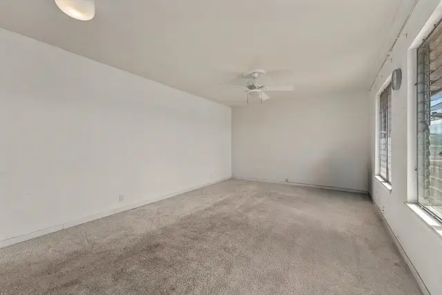 Listing Image for 180 Hoomoku St 15 of 39
