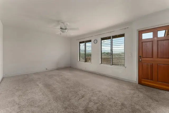 Listing Image for 180 Hoomoku St 16 of 39