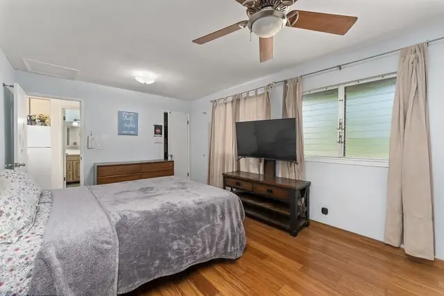 Listing Image for 180 Hoomoku St 30 of 39