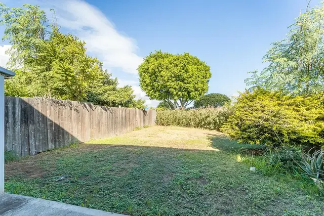Listing Image for 180 Hoomoku St 35 of 39