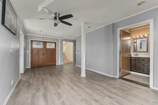 Listing Image for 180 Hoomoku St 9 of 39