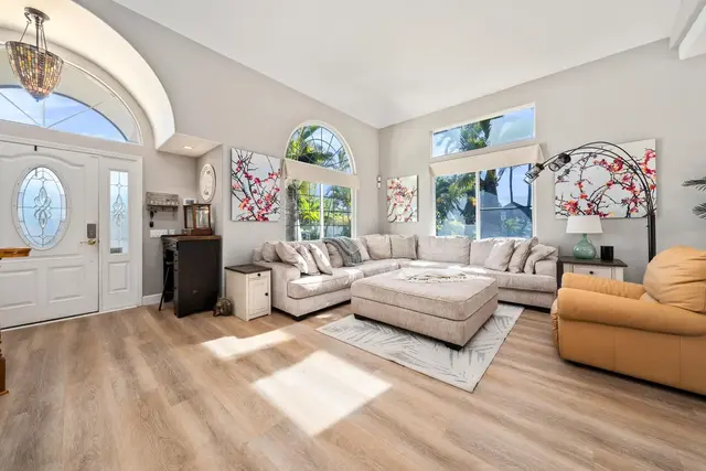 Listing Image for 52 Kuukama St 12 of 45