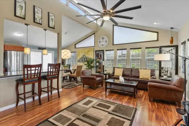 Listing Image for 785 Aukai St 1 of 7