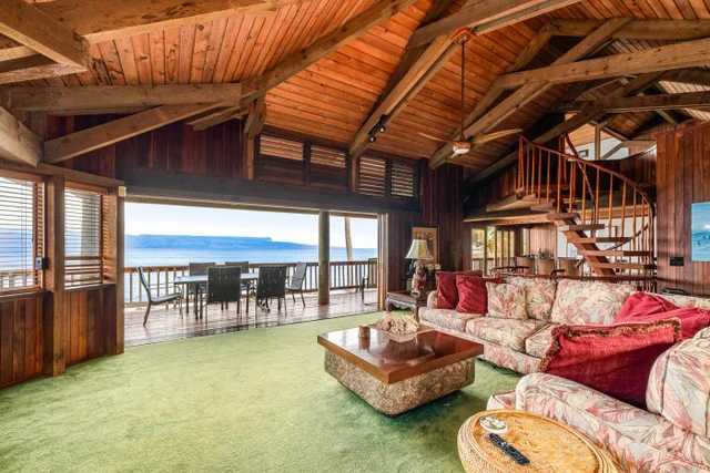 Listing Image for 43 Papaua Pl 13 of 50