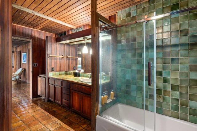 Listing Image for 43 Papaua Pl 21 of 50