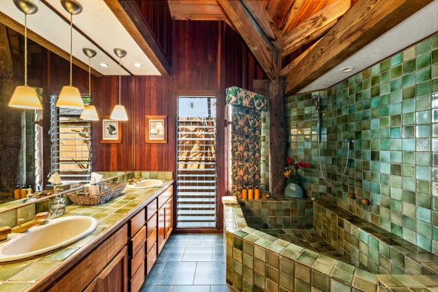 Listing Image for 43 Papaua Pl 30 of 50