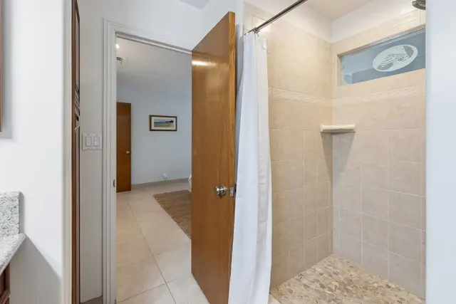 Listing Image for 2560 Kekaa Dr K303 31 of 50