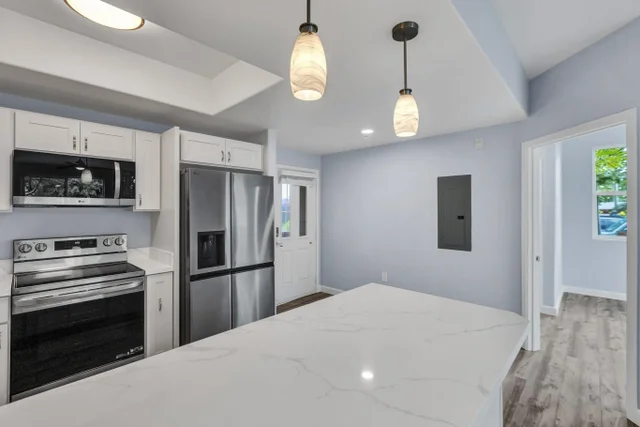 Listing Image for 15 E Kuu Aku Ln 118 15 of 45