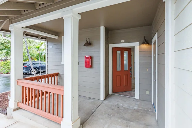 Listing Image for 15 E Kuu Aku Ln 118 5 of 45