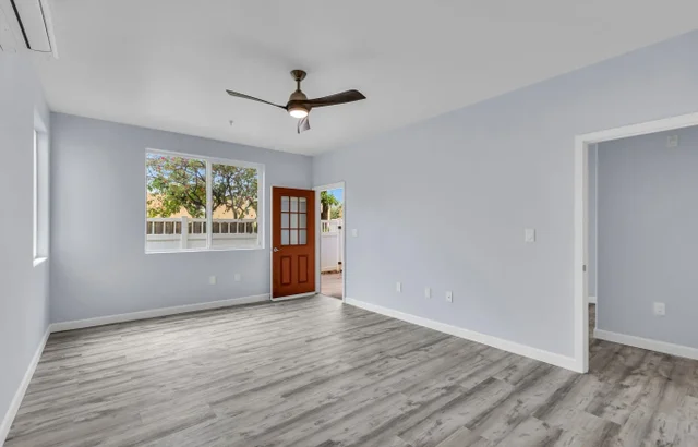 Listing Image for 15 E Kuu Aku Ln 118 7 of 45