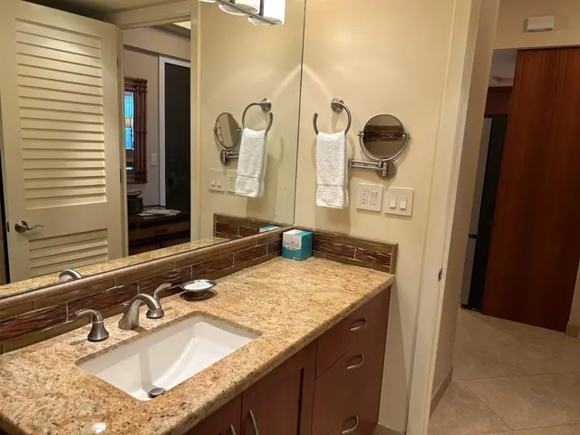 Listing Image for 2481 Kaanapali Pkwy 808/k 12 of 17