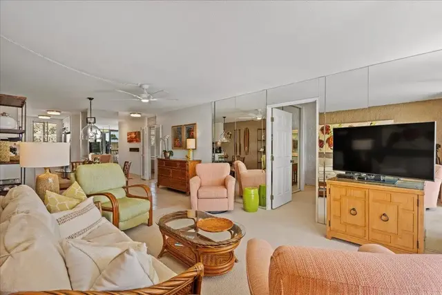 Listing Image for 250 Hauoli St 407 25 of 39